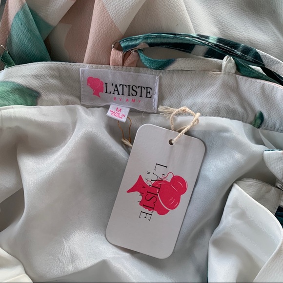 Latiste Palm Maxi Dress - Picture 8 of 8